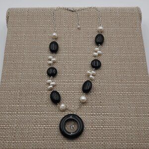 18 Inch Sterling Silver Genuine Pearls With Back Stones Necklace B397